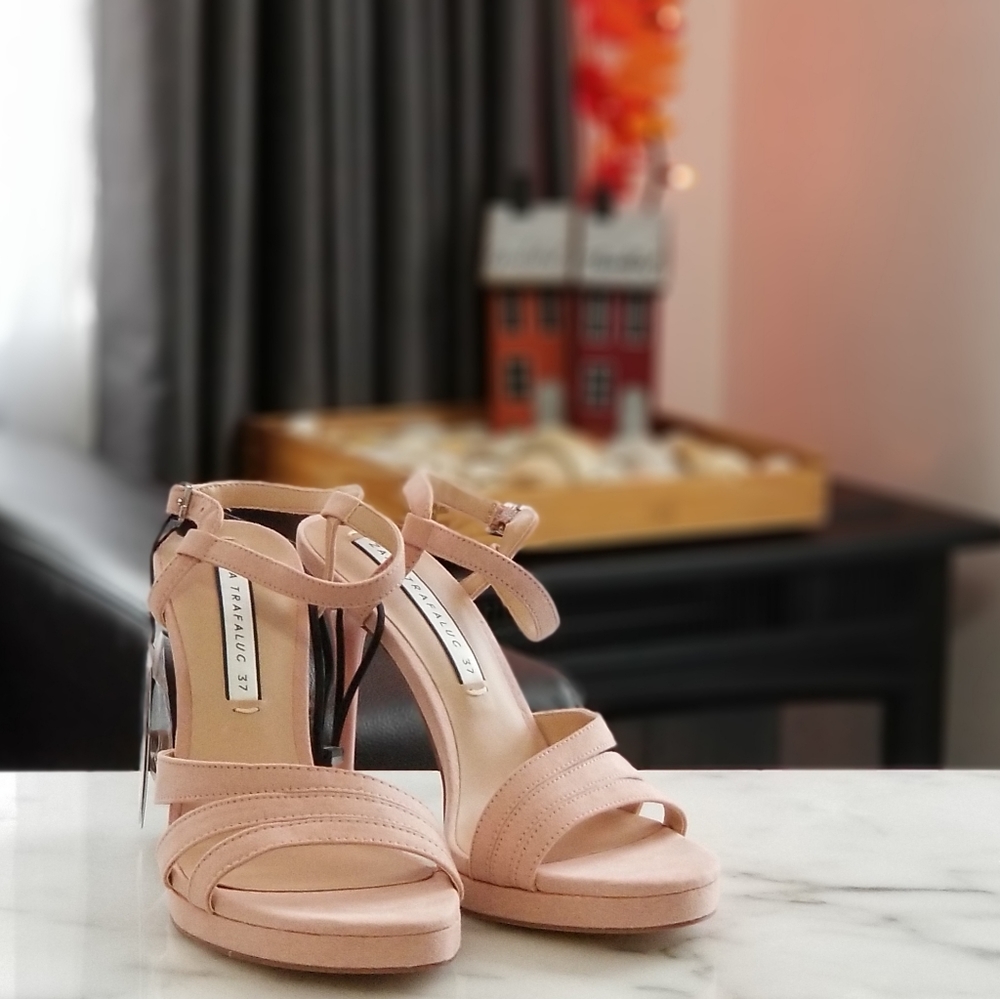 SOLD! Zara Trafaluc High Heels Strappy Sandals - Picture 8 of 8